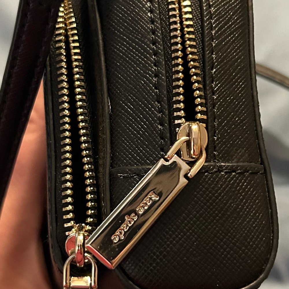 kate spade Black Crossbody Bag with Smooth Leather and Gold Branding - like new! - Picture 4 of 9